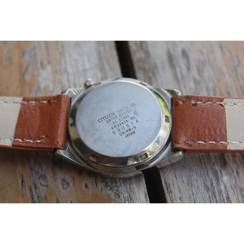 Vintage 1974 Citizen Automatic Mens Silver Watch W/daydate & Gold accents